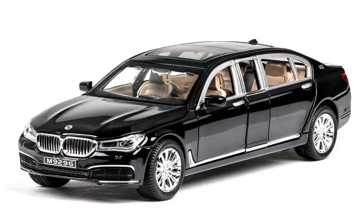 ماشین فلزی بی ام و لیموزین تشریفات سفارت 1/24