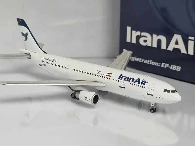 ماکت هواپیما ایرباس 600-300 ایران ایر مقیاس 1.400