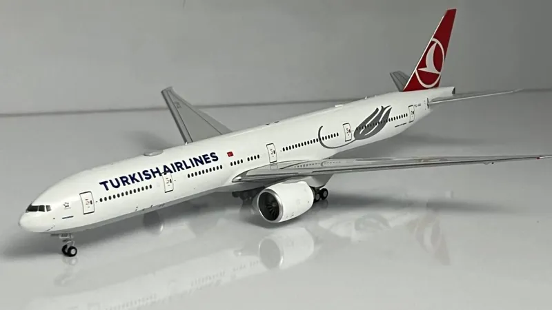 ماکت هواپیما بوئینگ 777 Turkish