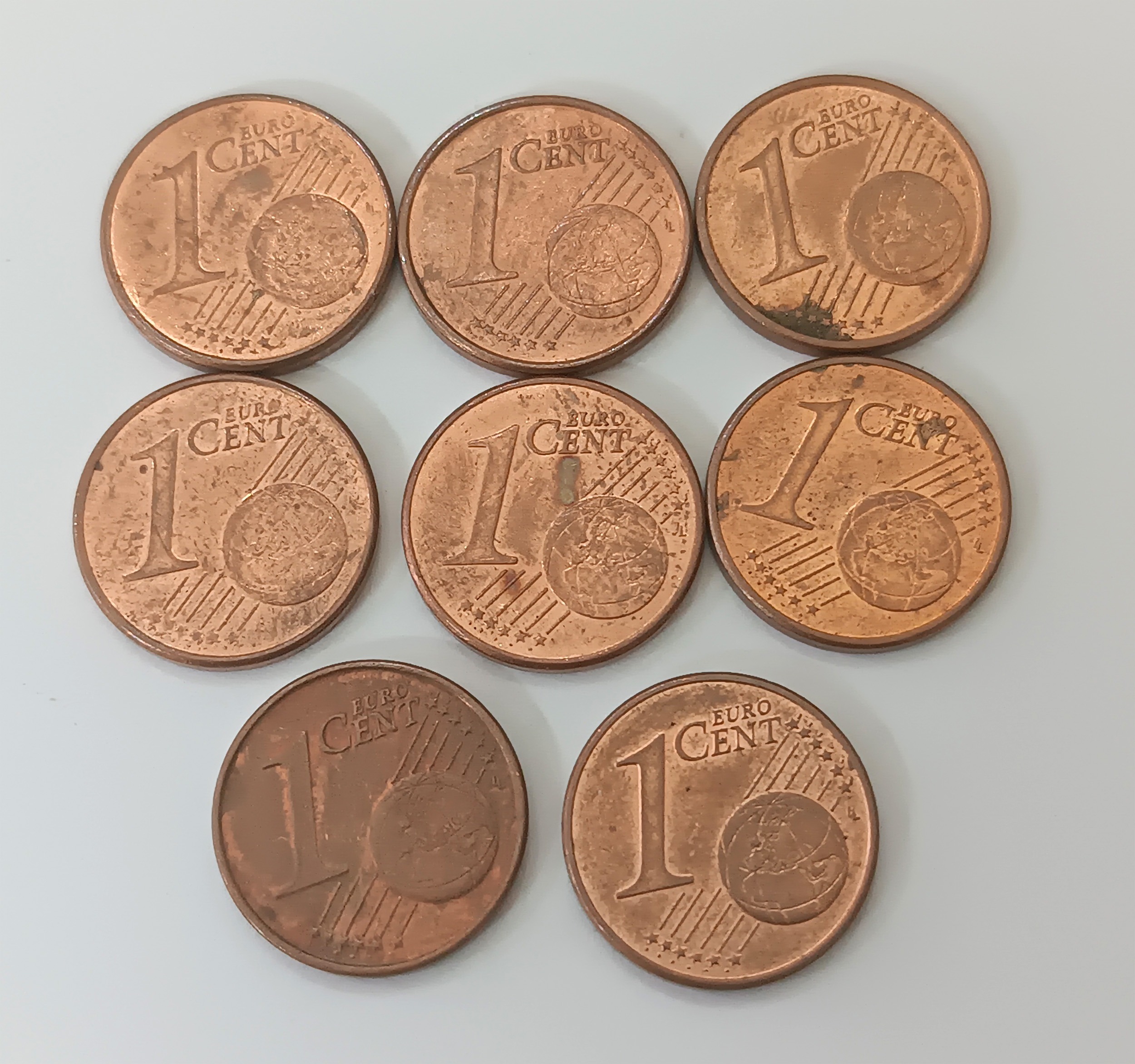 سری 8 عددی متفاوت یک یورو سنت اروپا