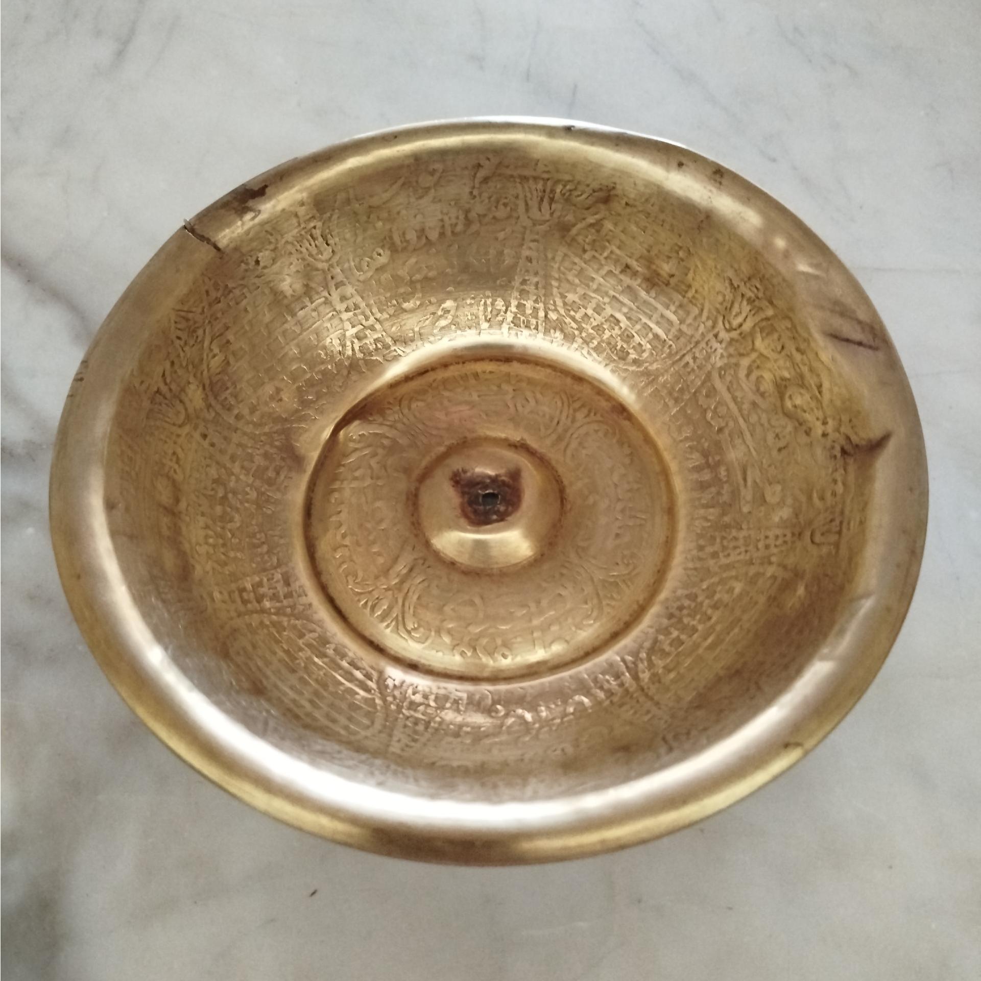 کاسه چهل کلید قدیمی برنجی کد 7