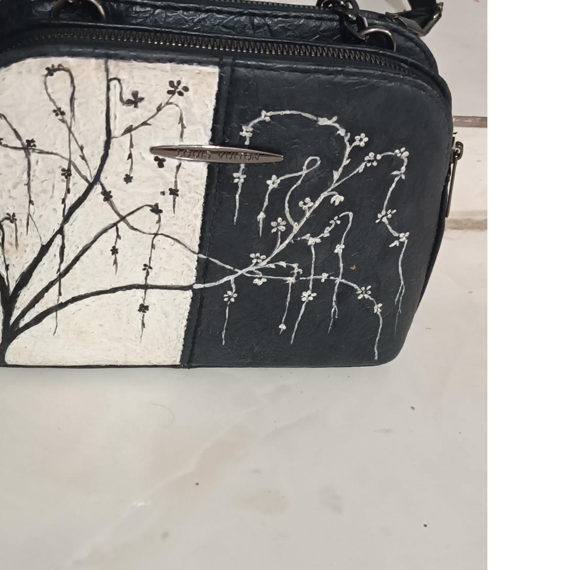 کیف دوشی زنانه