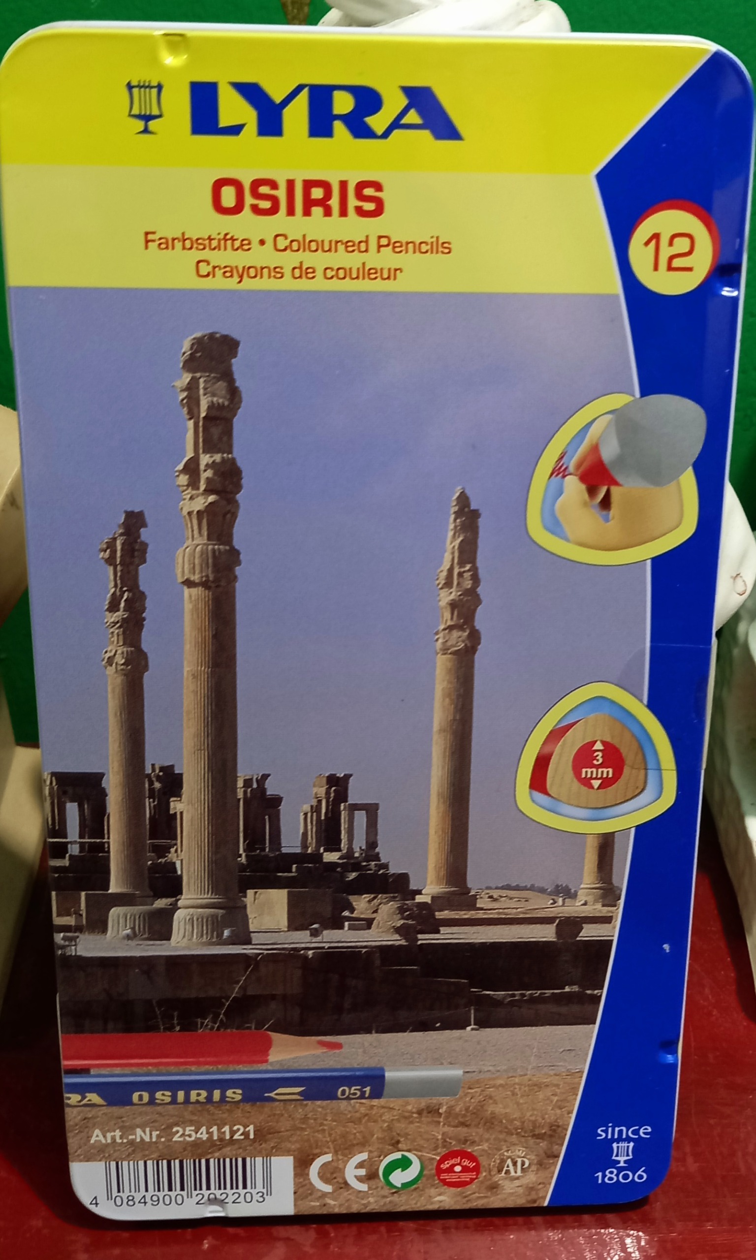 مداد رنگی 12 رنگ جعبه فلزی لیرای اصل دهه 70