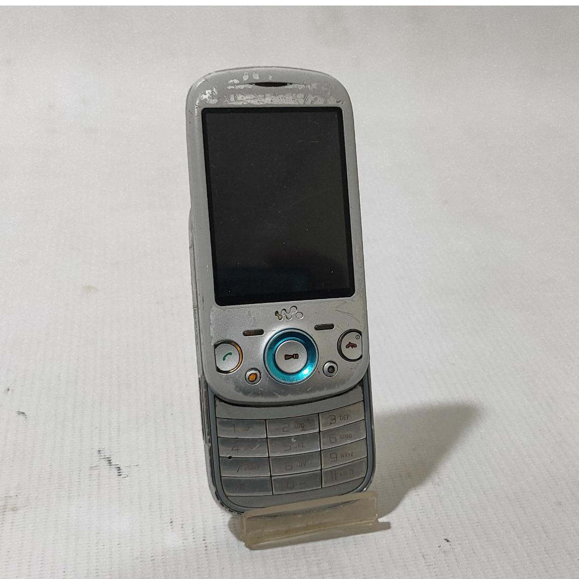گوشی سونی اریکسون w20