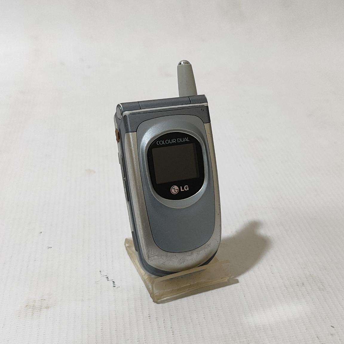 گوشی موبایل ال جی جی 7030