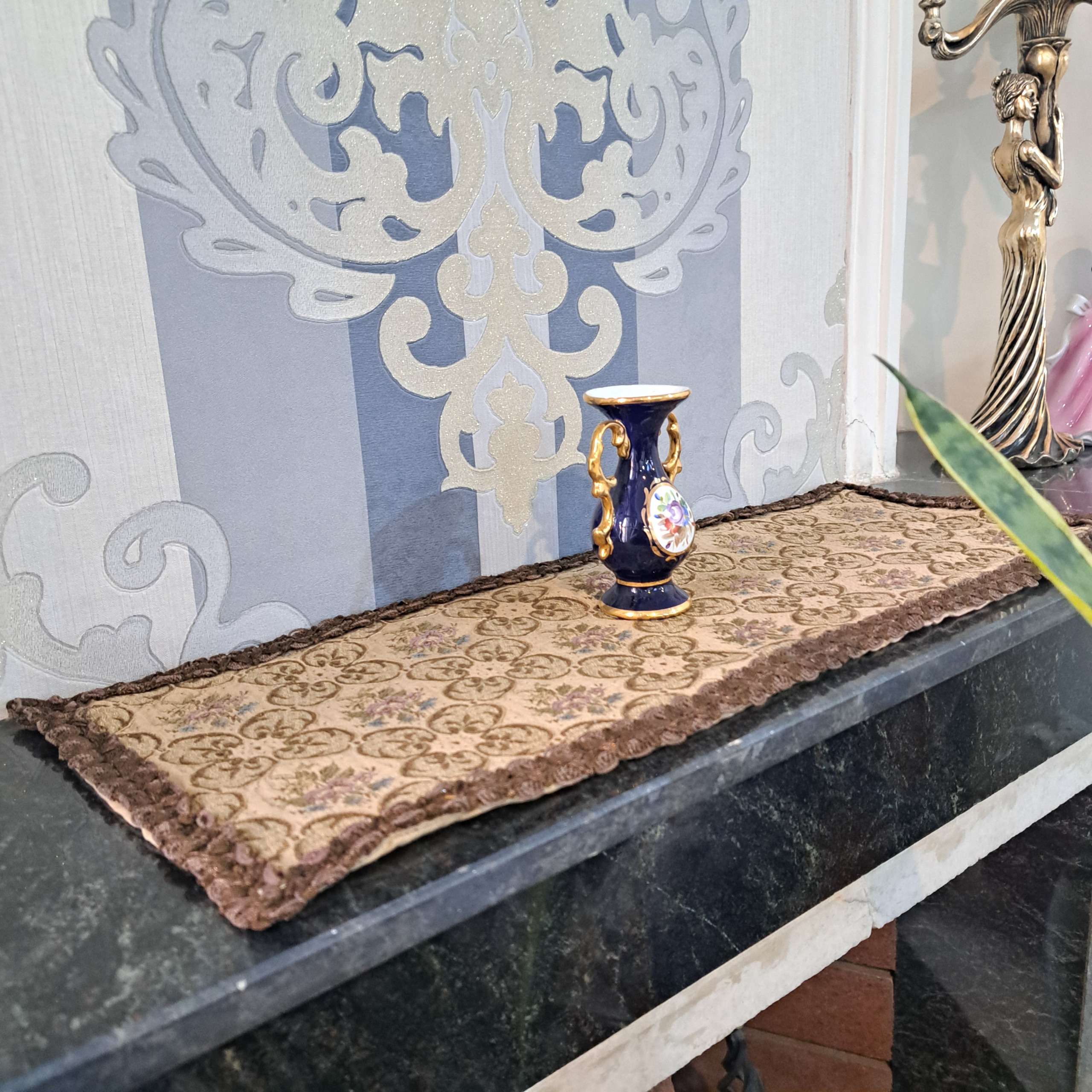رومیزی قدیمی خارجی