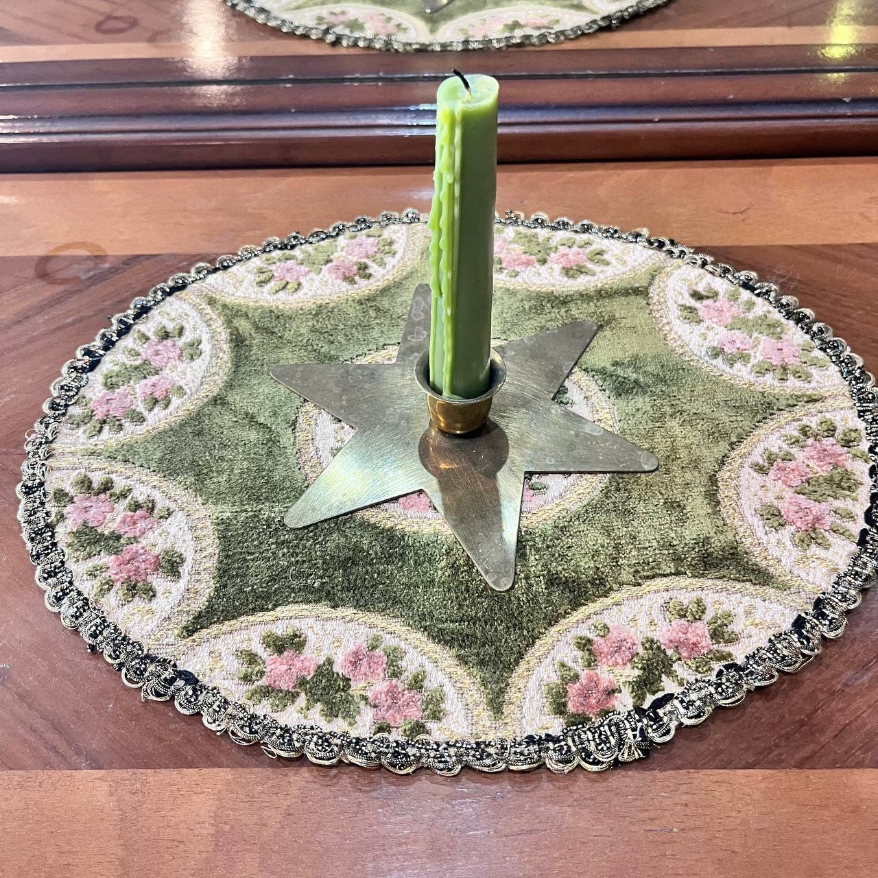 رومیزی مخمل بلژیکی قدیمی