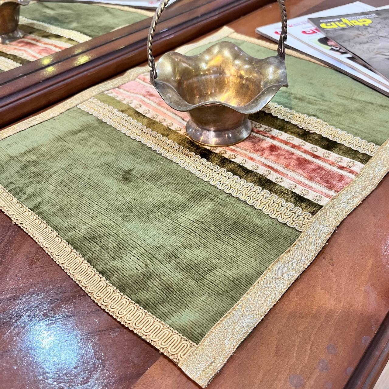 رومیزی مخمل قدیمی خارجی