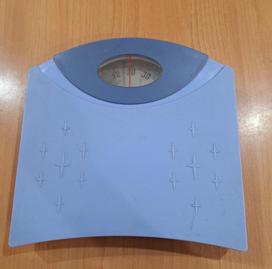 ترازوی قدیمی خانگی