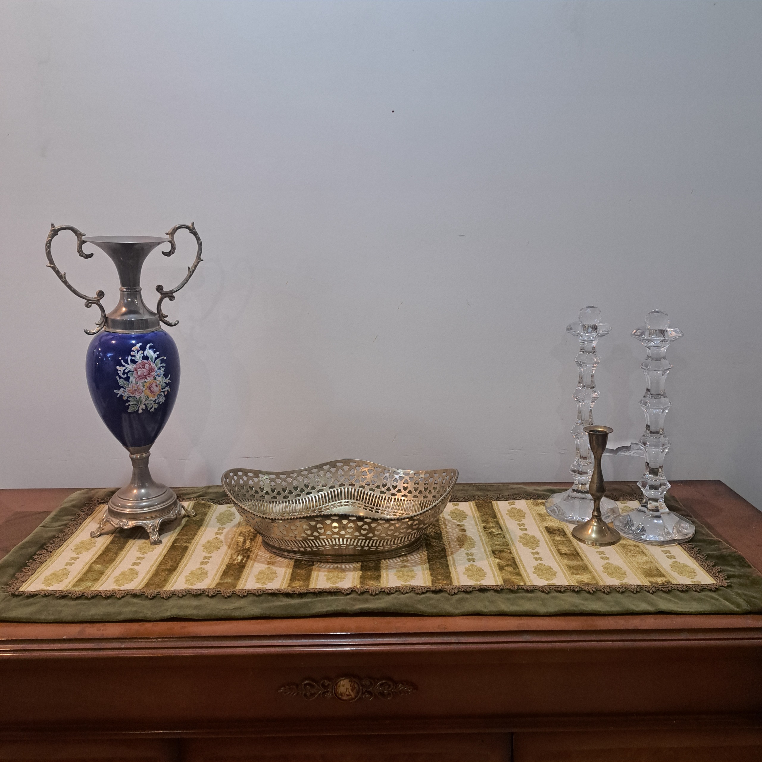 رومیزی مخمل قدیمی خارجی