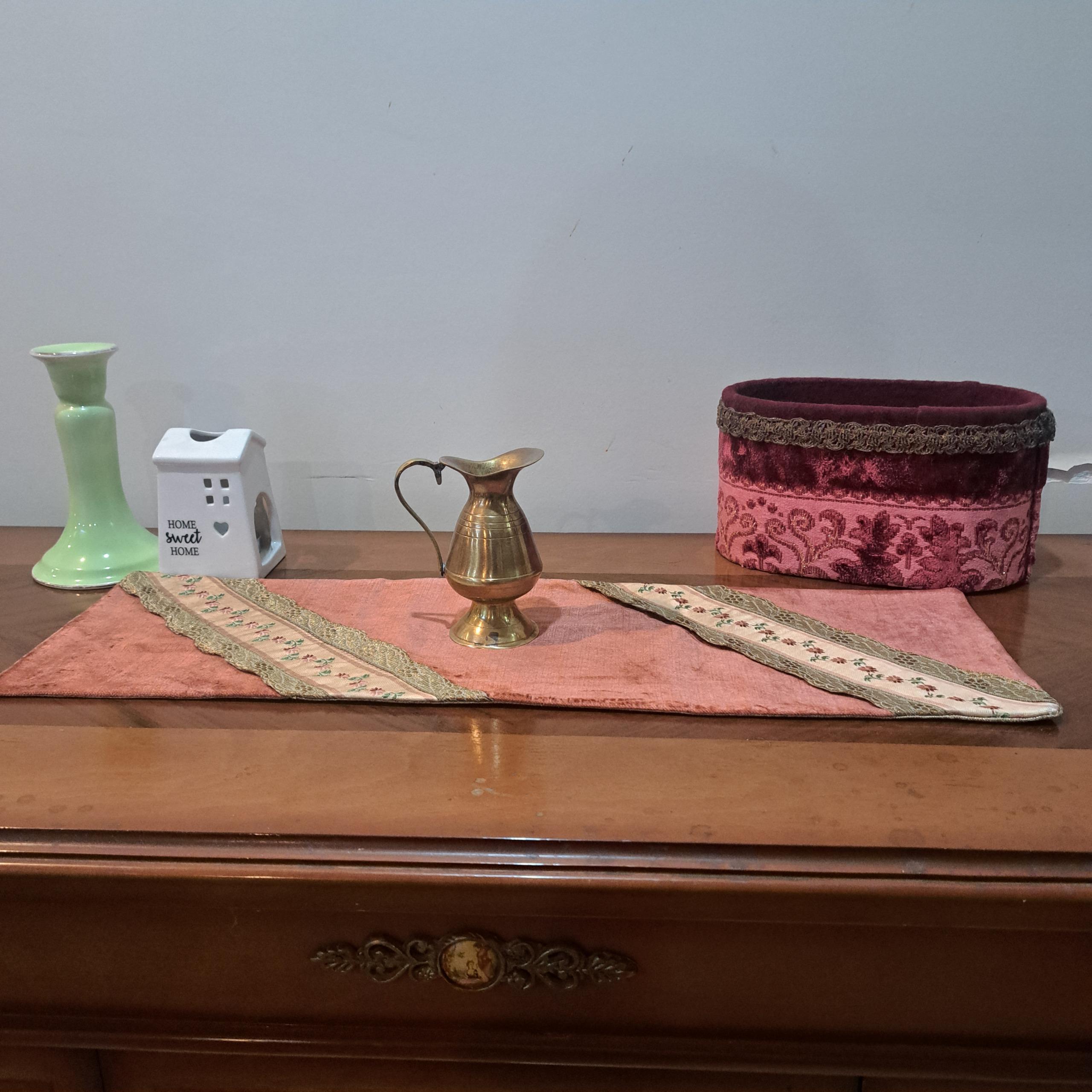 رومیزی مخمل قدیمی خارجی