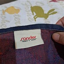 زیربشقابی،تزیینات