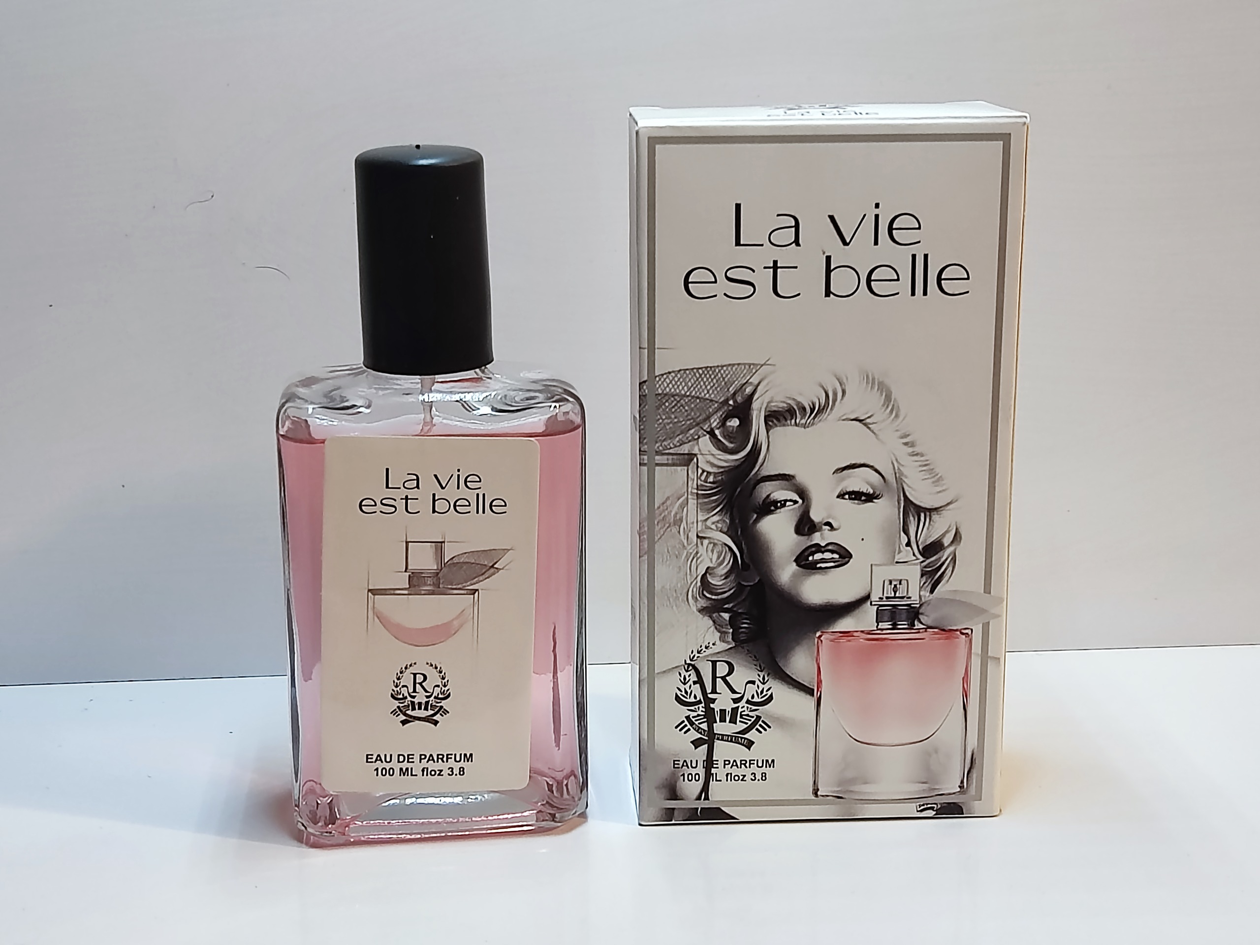 ادکلن زنانه La Vie