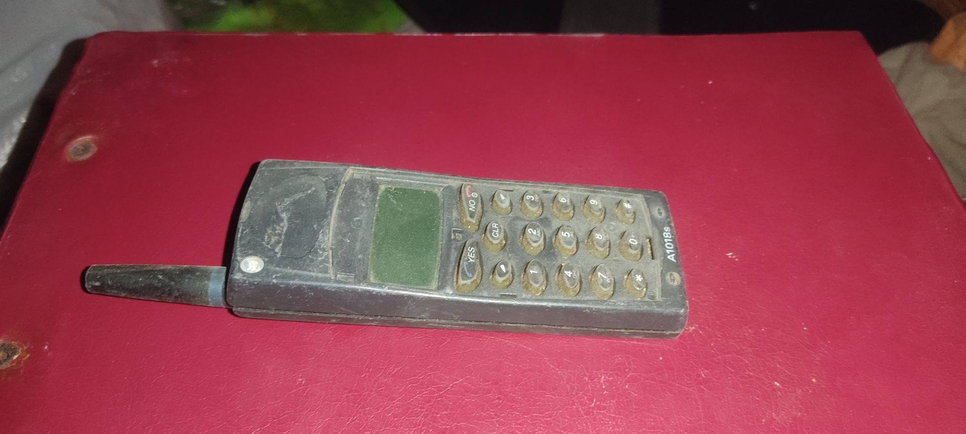گوشی قدیمی اریکسون