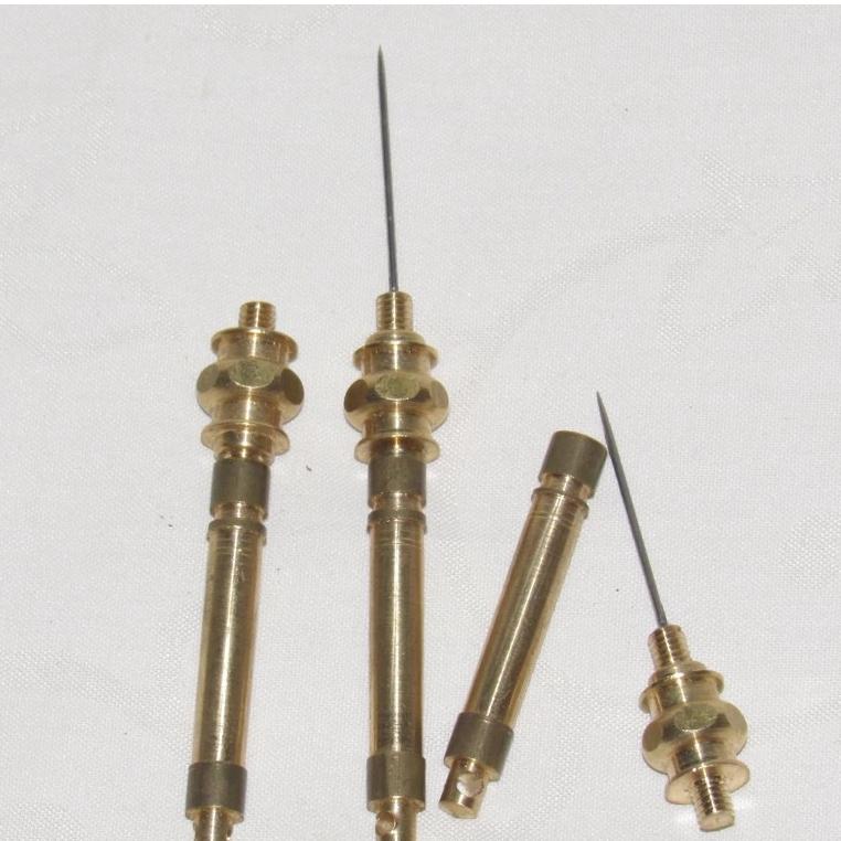 سوزن برنجی غلاف دار