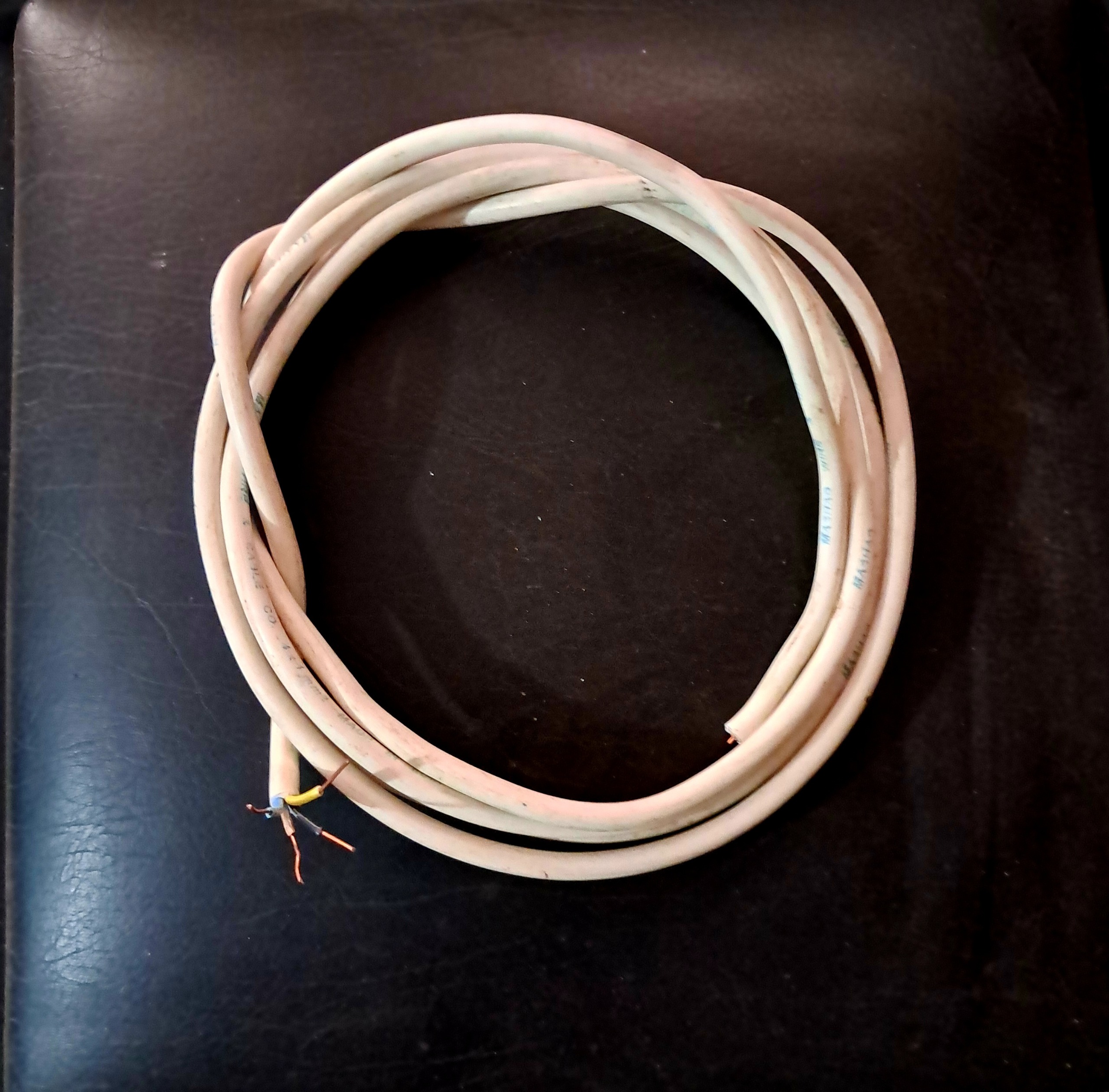 کابل مس مفتولی 1mm×4