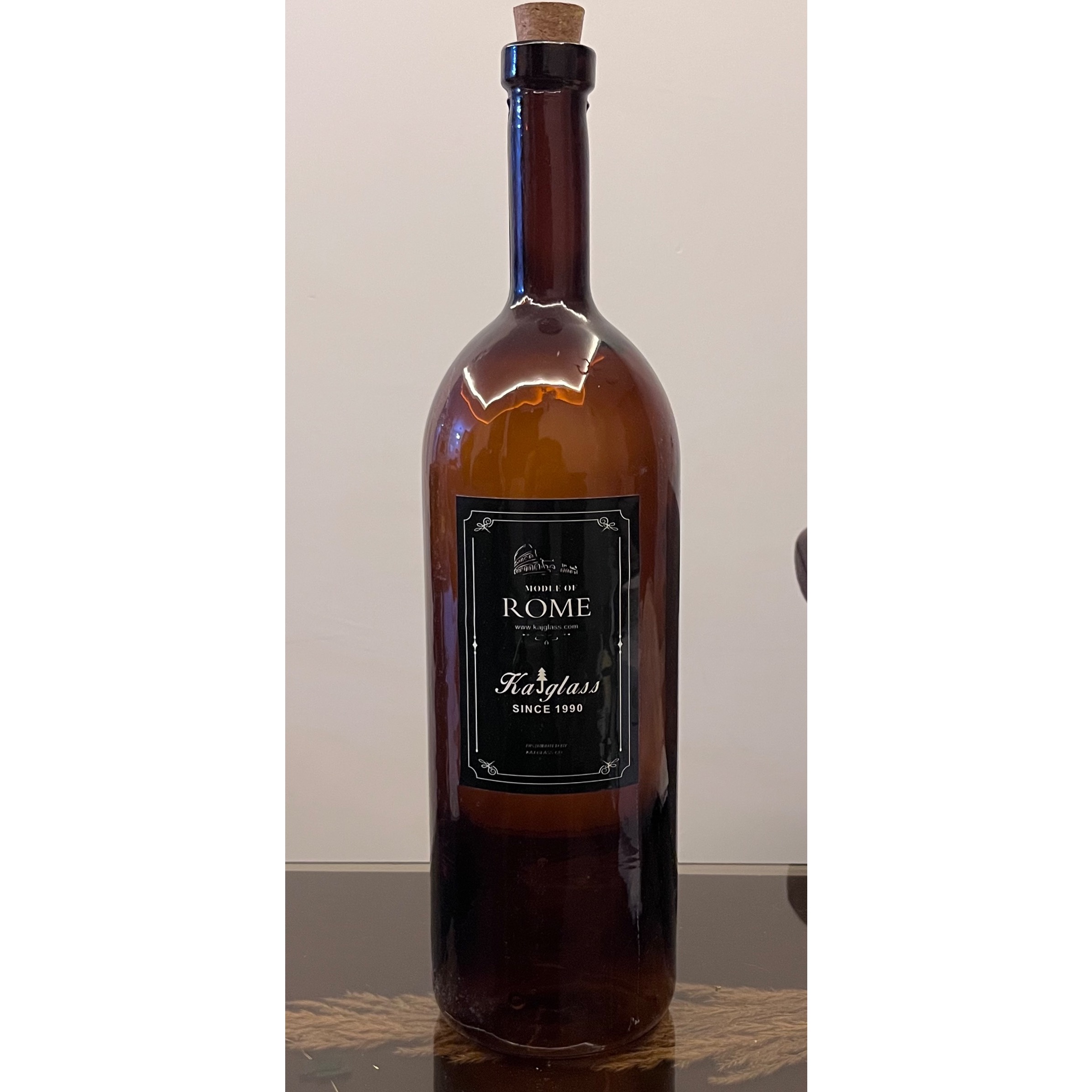 بطری شیشه ای 2.5 لیتری همراه با چوب پنبه