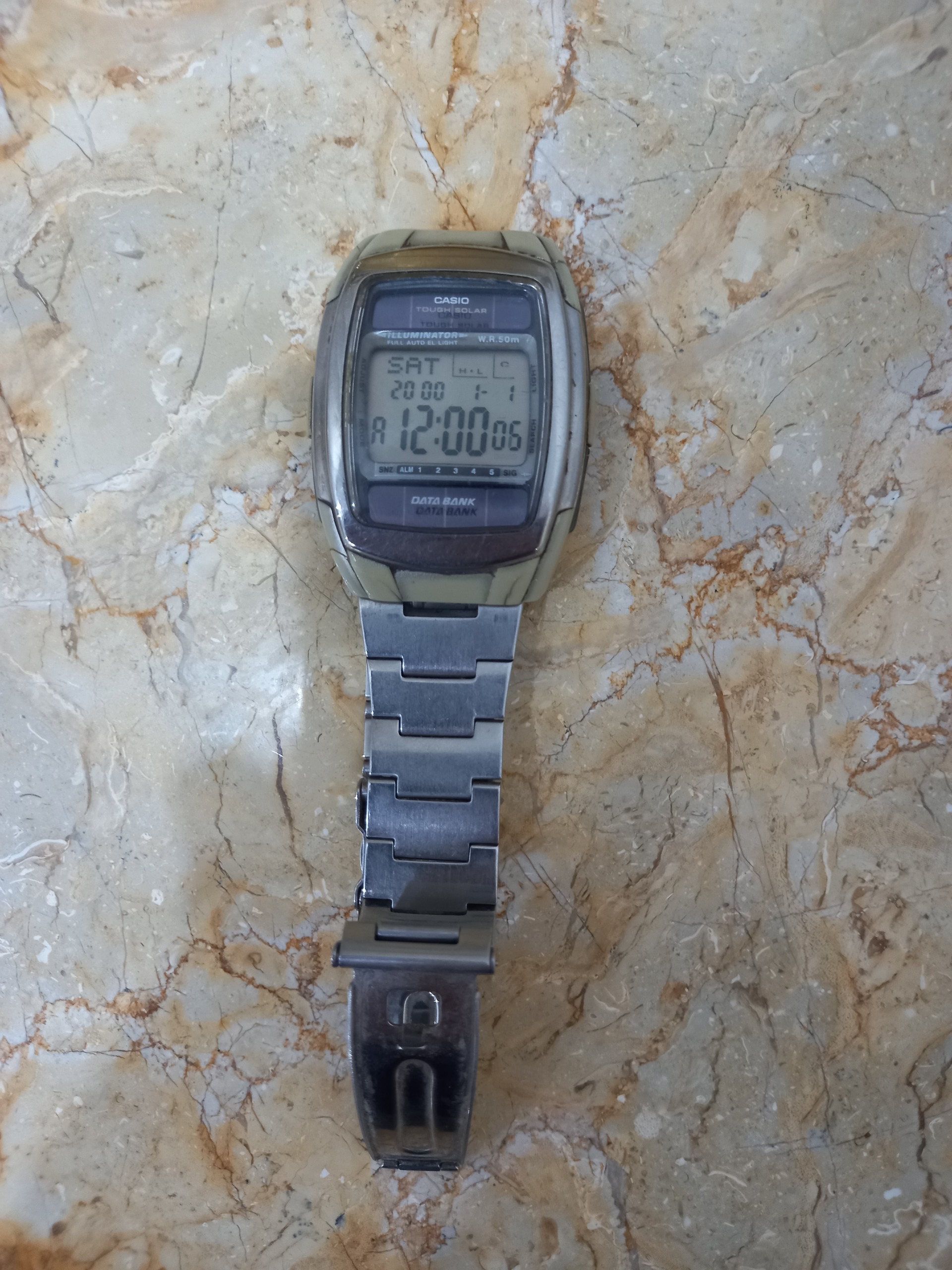 کاسیو نوری توضیحات دارد