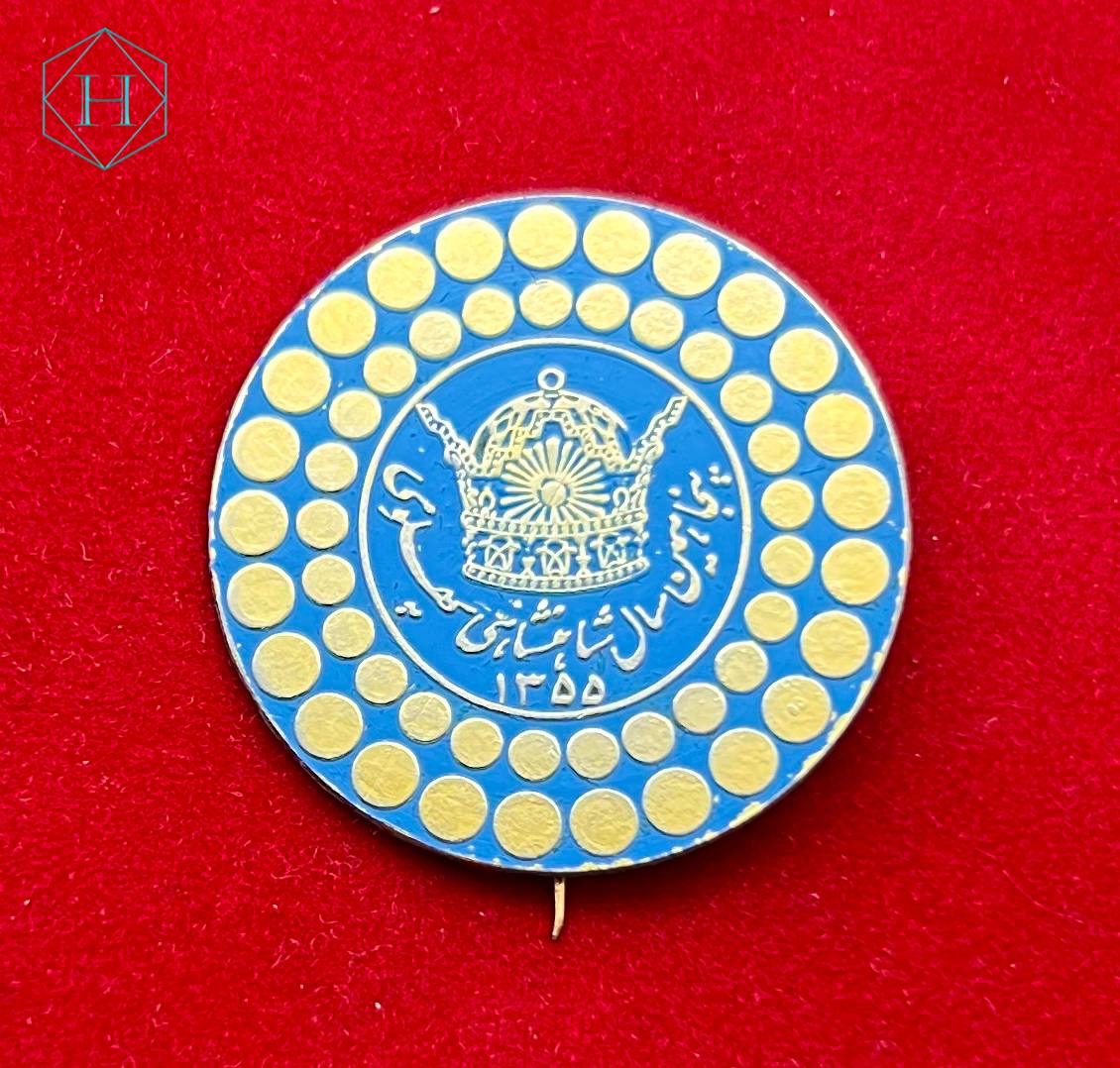 سنجاق سینه پنجاهمین سال