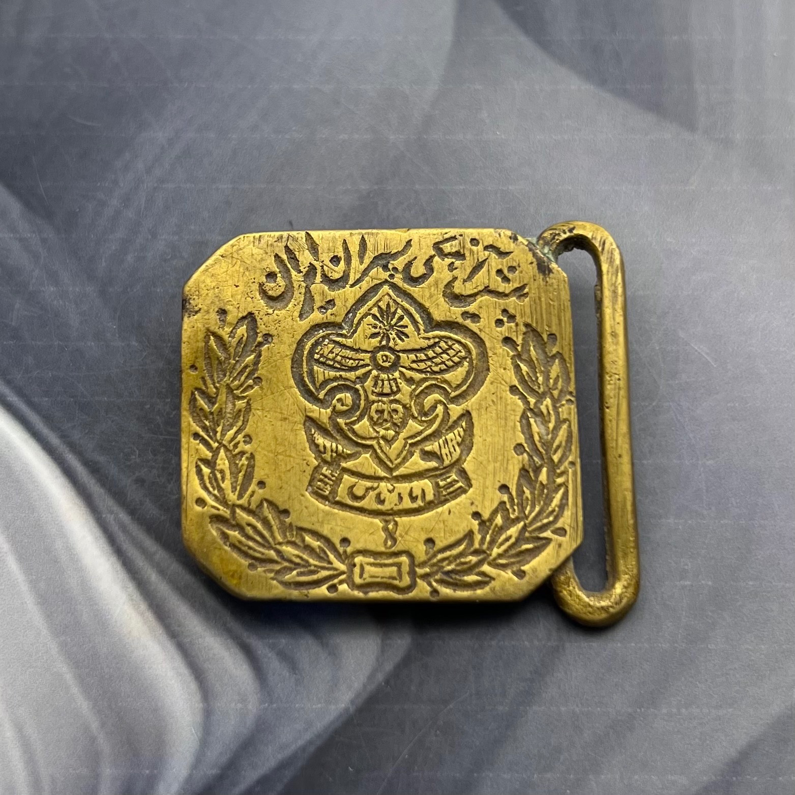 سگک کمربند پیش آهنگی