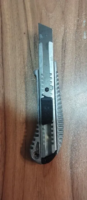 کاتر دسته سربی