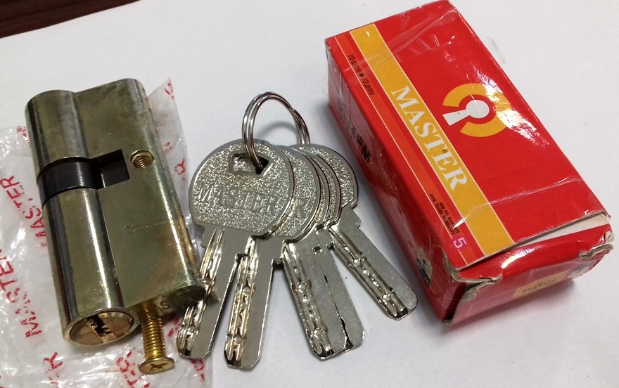 سیلندر (مغزی قفل ) 7 سانتی مستر5 کلید کامپیوتری