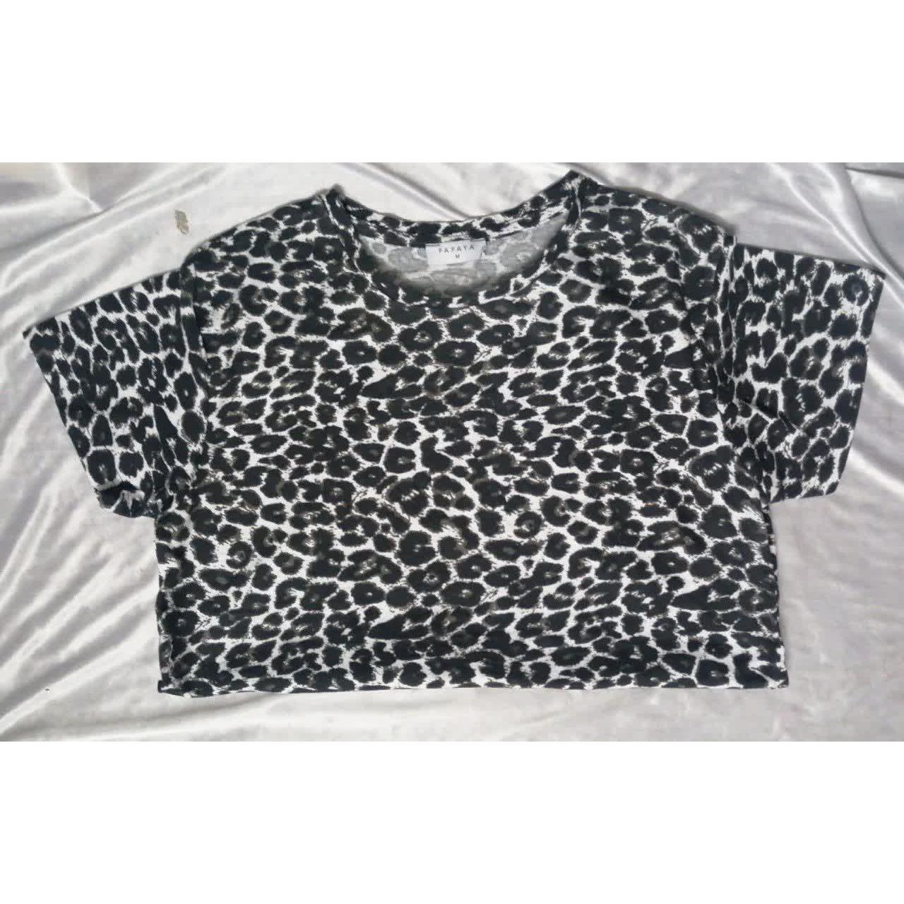 تیشرت پلنگی مارکدار