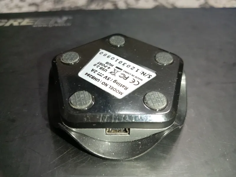 هاب 4 پورت USB مارک OMEGA