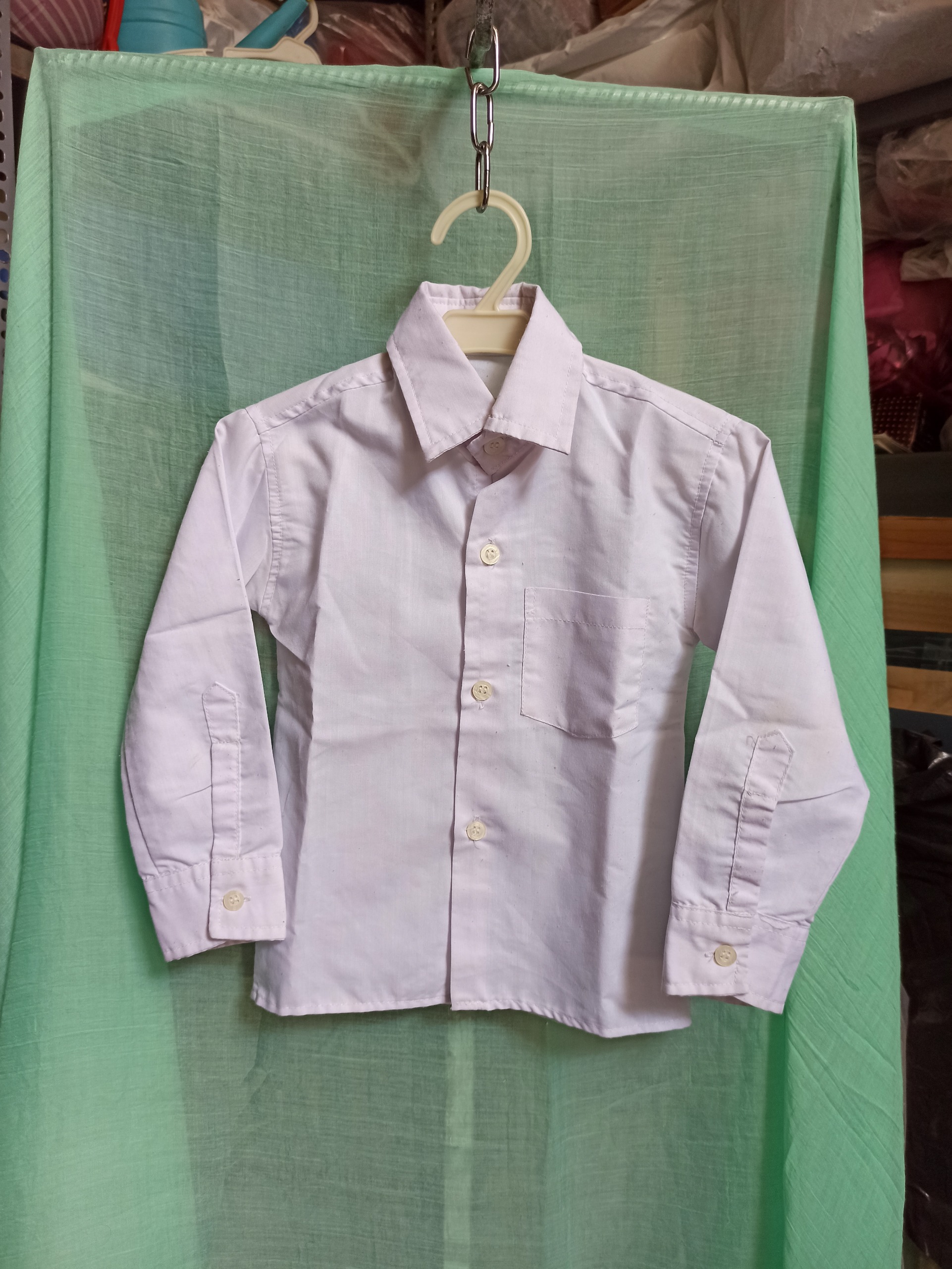 پیراهن سفید پسرانه