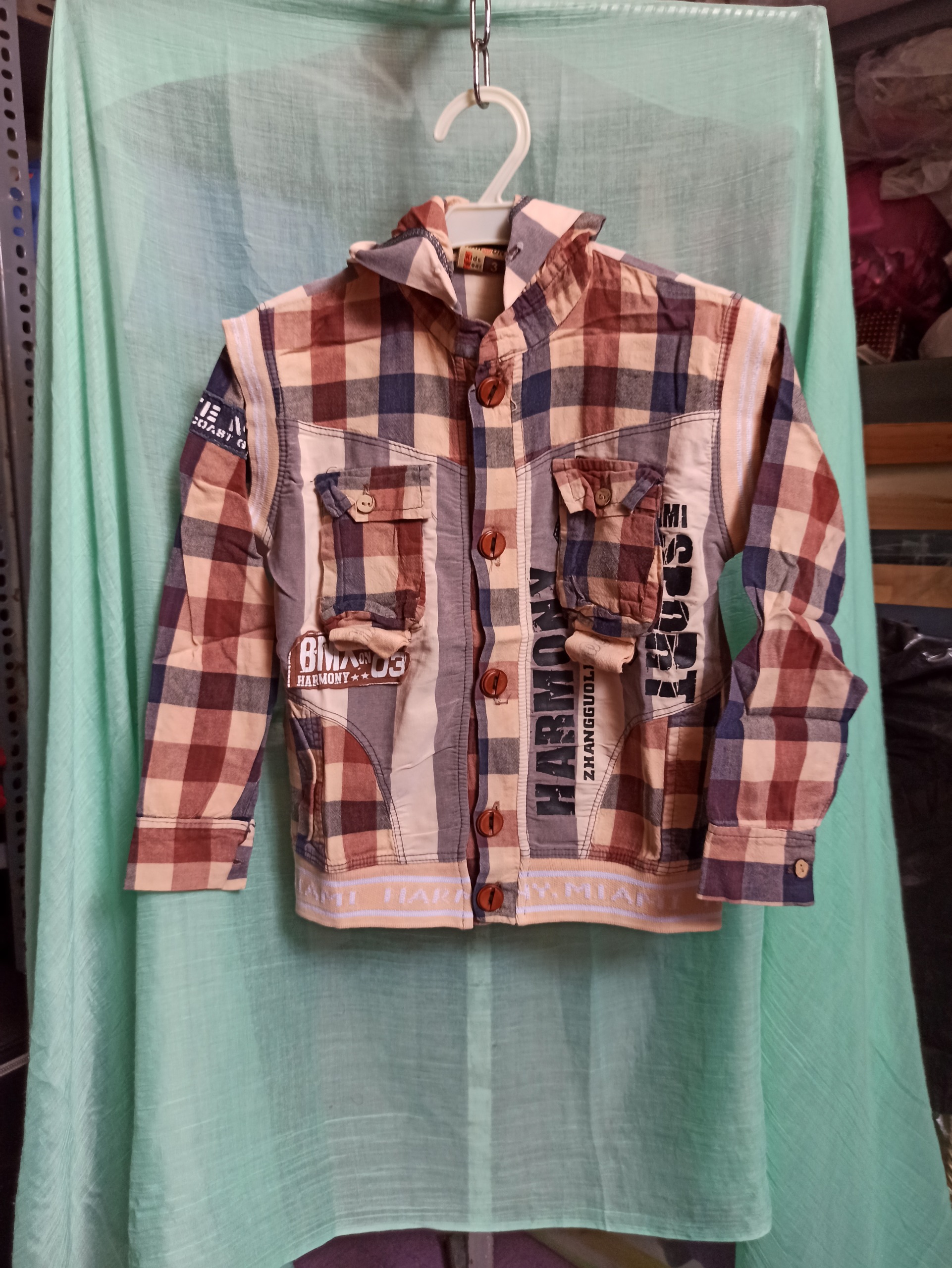 پیراهن چهارخانه کلاهدار