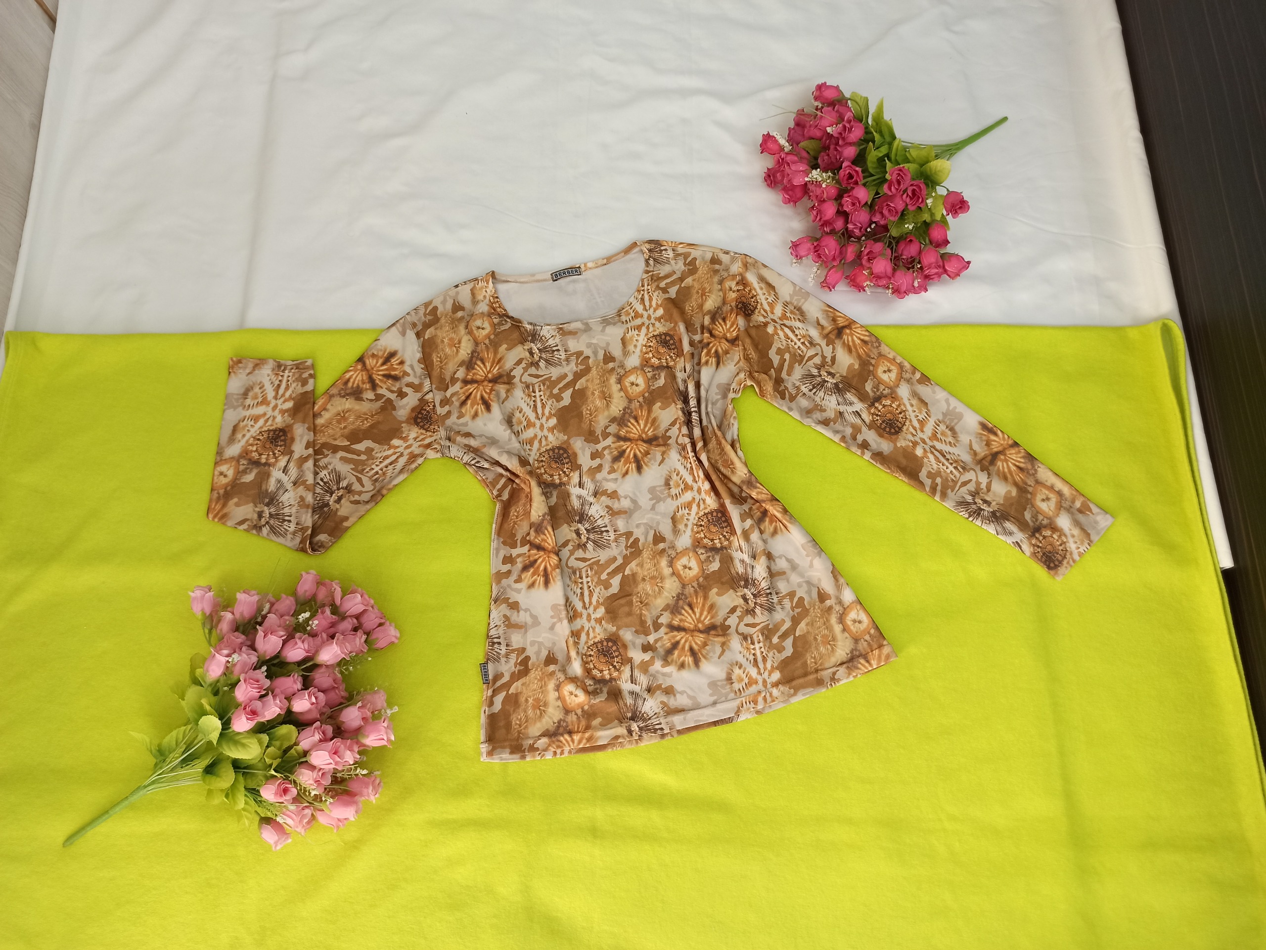 بلوز زنانه طرح برگ