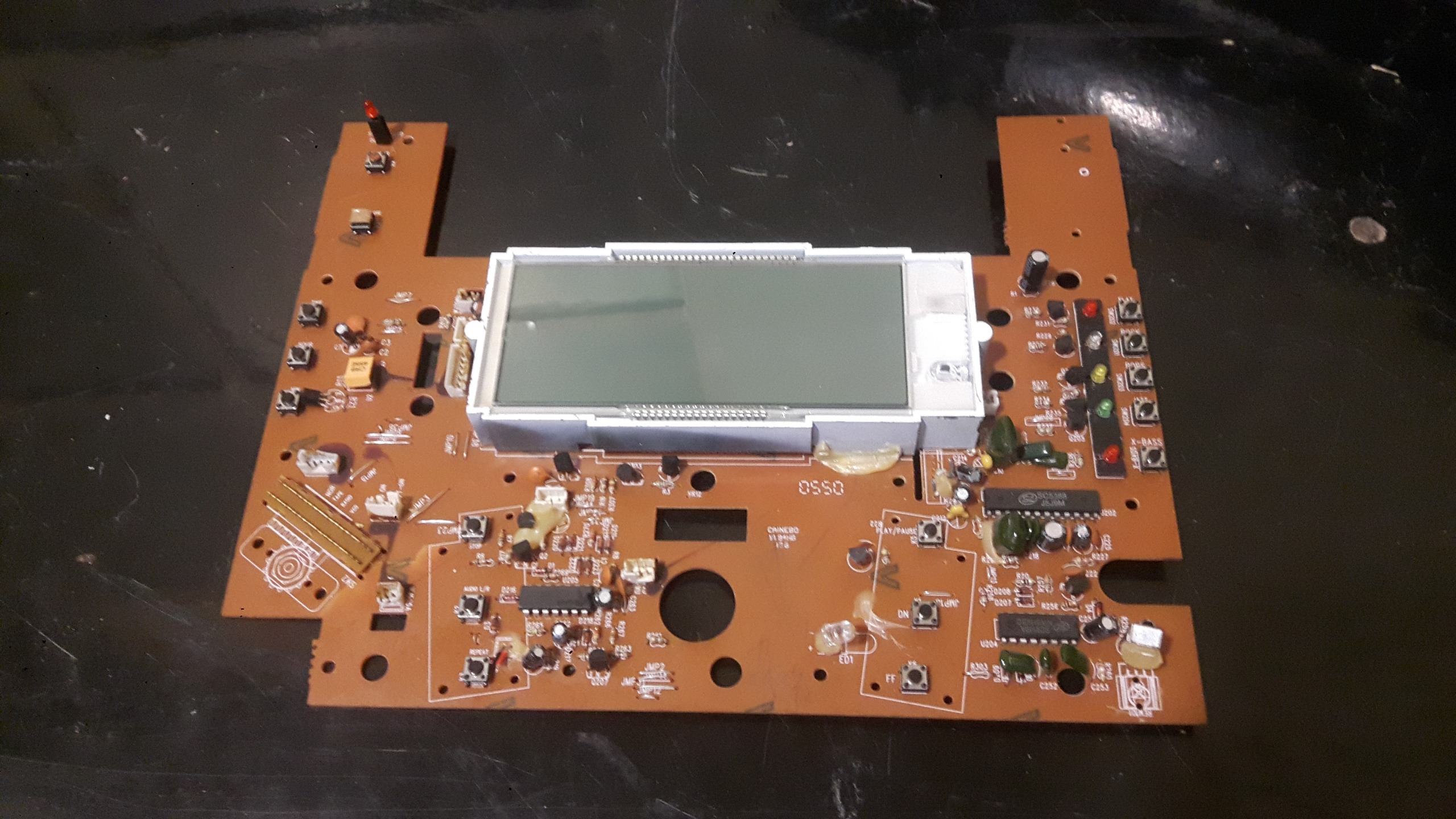 بورد و نمایشگر ظبط MD5530VCDDVD توضیح دارد