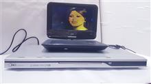 دی