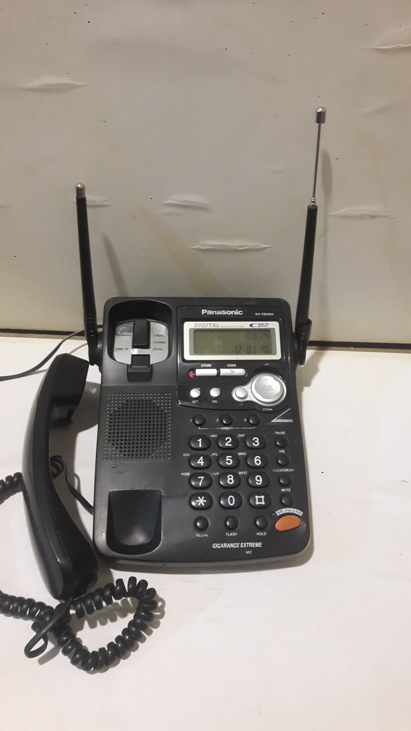 تلفن Panasonic اصل ژاپن مدل KX_TG2584S توضیح دارد