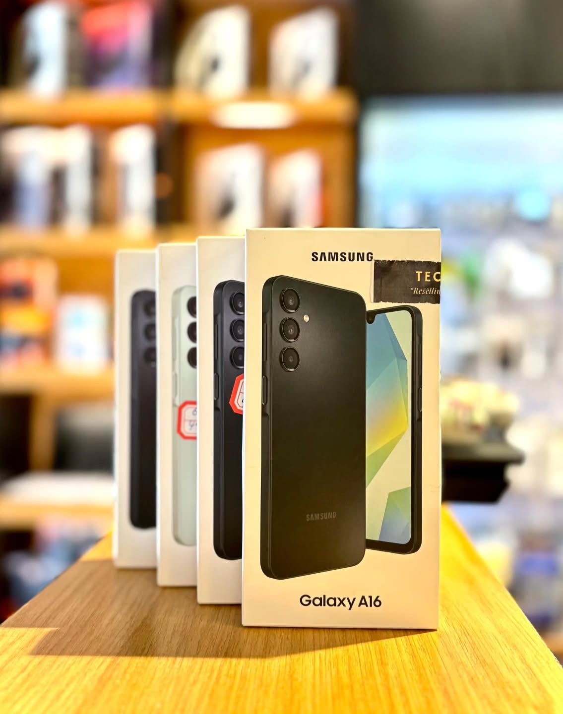 سامسونگ Samsung A16حافظه 256 و رم 8 ویتنام