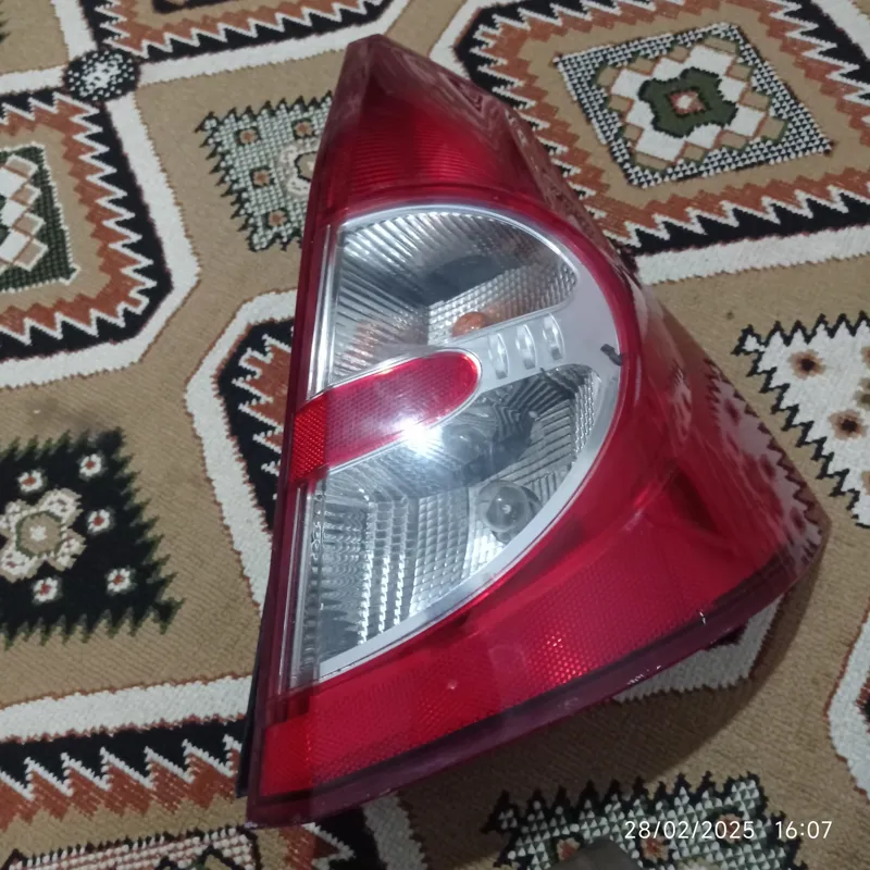 چراغ خطر ساندرو