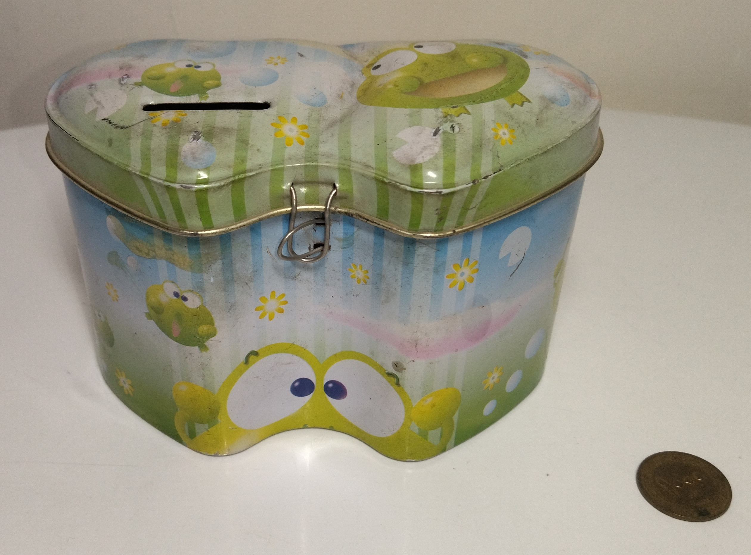 قلک فلزی طرح دار قدیمی کد K-67