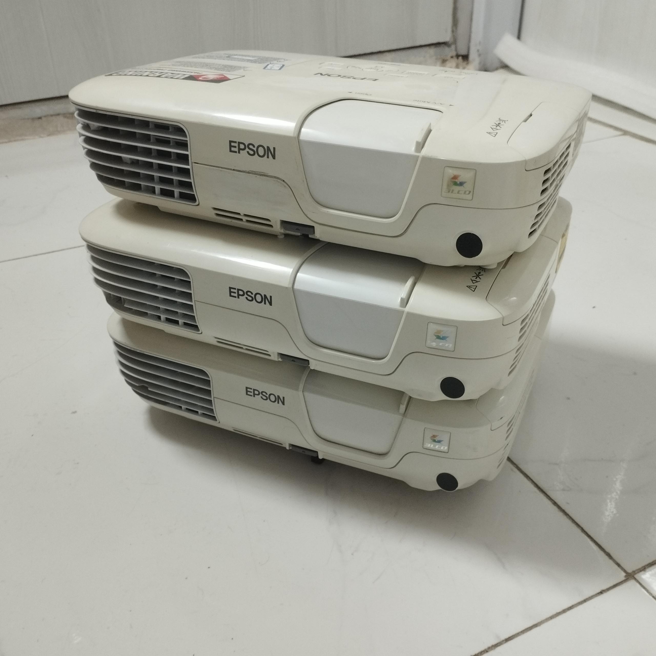 3عدد ویدئو پروژکتور اپسون سالم بدون لامپ