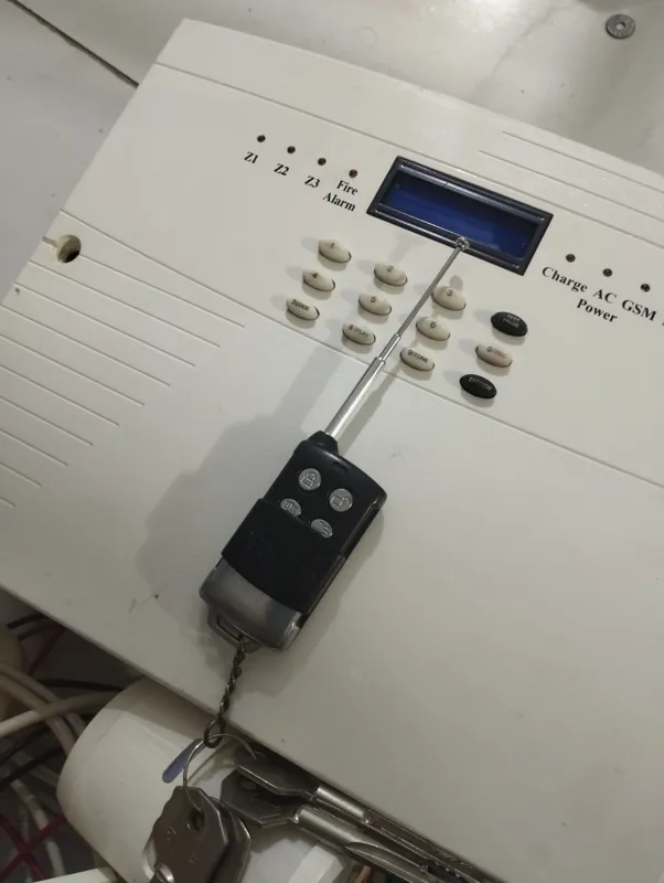 دزدگیر منزل و مغازه کامل با 3 چشم