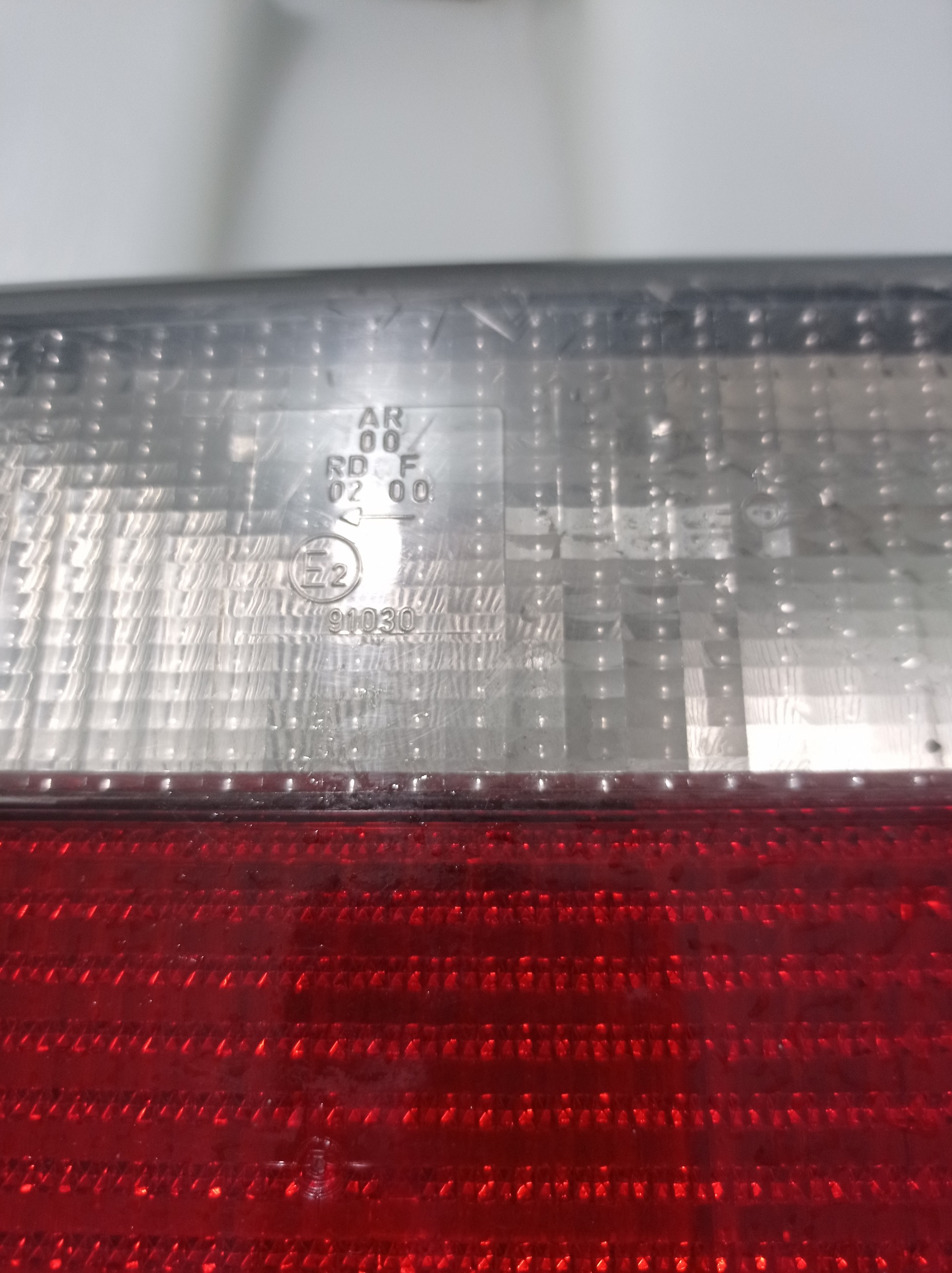 چراغ خطر عقب زانتیا