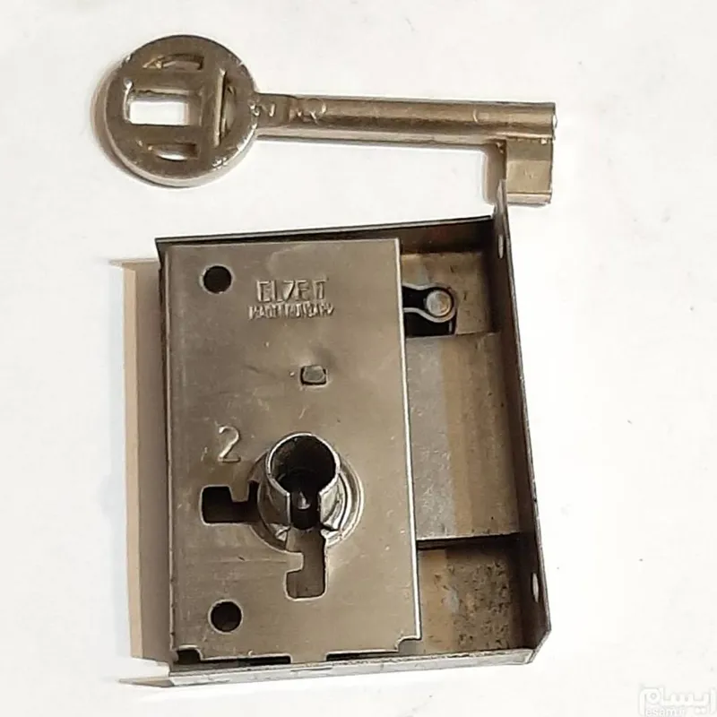 قفل کمد و کشو و دراور ساخت مجارستان