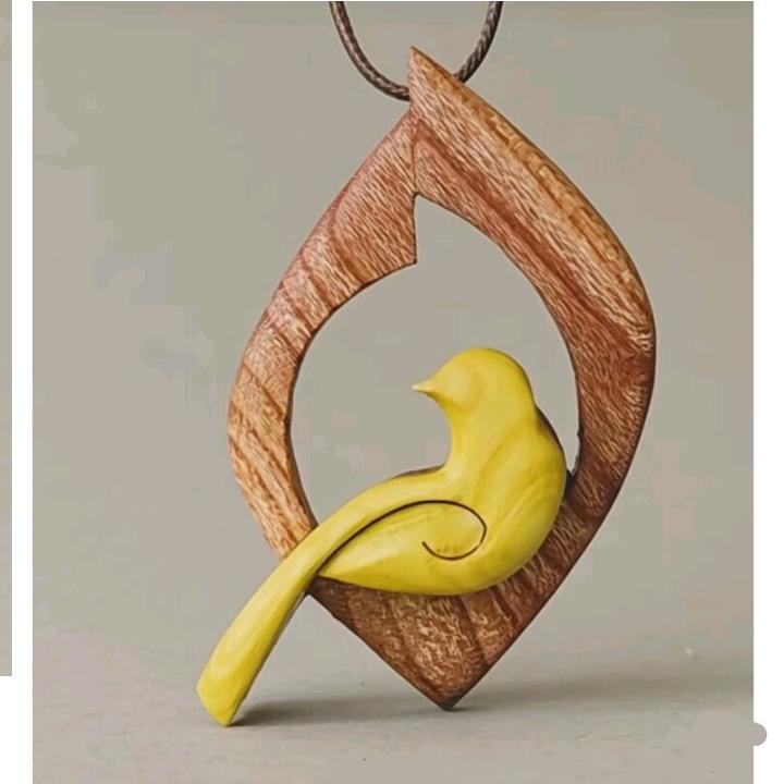 گردنبند چوبی مرغ تنها با چوبهای زرشک و چنار