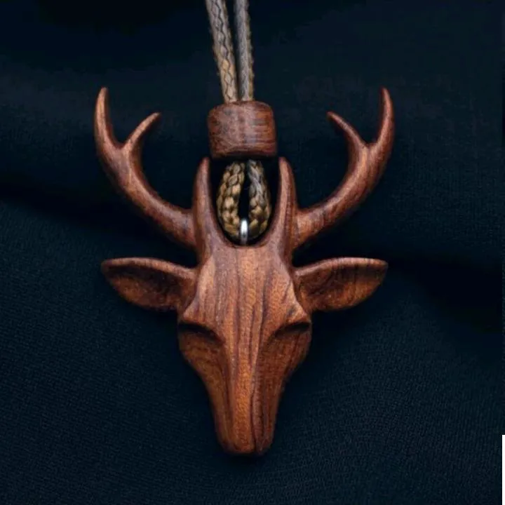 گردنبند چوبی گوزن طرح جدید با چوب گردو