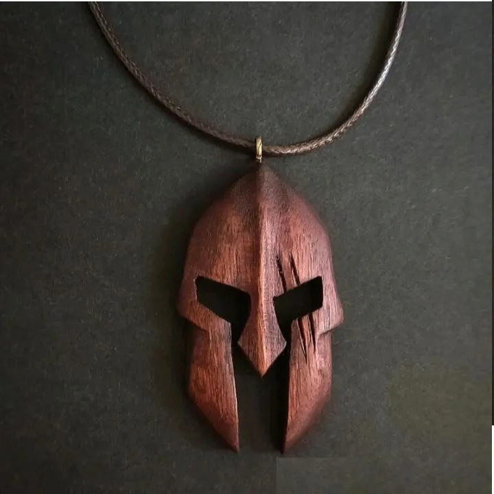 گردنبند چوبی کلاه خود با چوب عناب