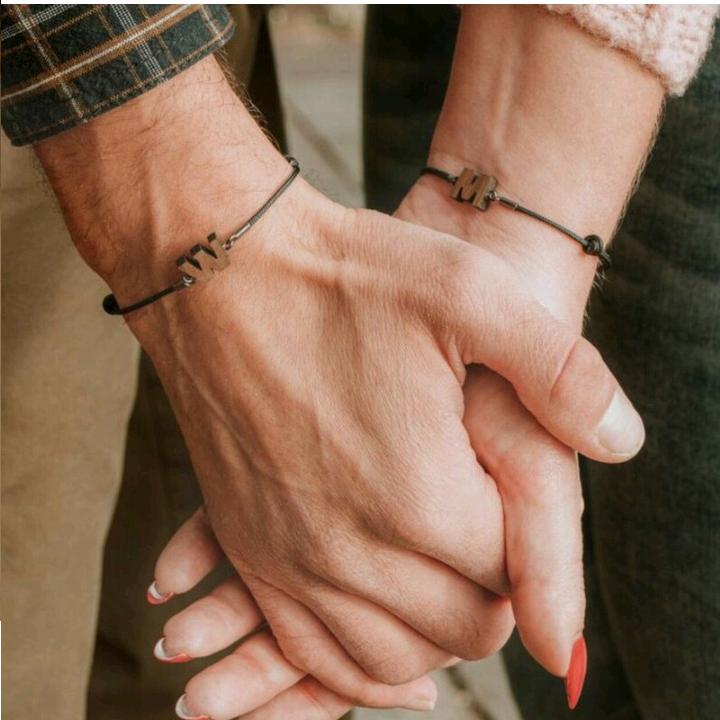 دستبند چوبی حروف انگلیسی با چوب گردو