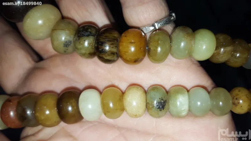 آویز و گردنی عقیق یمنی باقدمت بالا وبری قدیمی