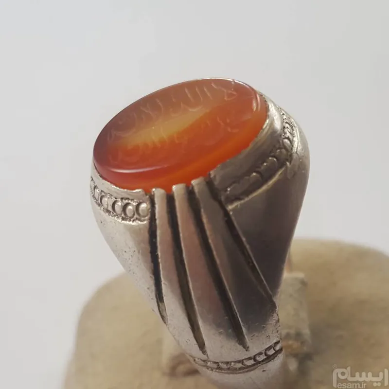 انگشتر عقیق یمنی بارکای جون دار وخطی کار دست