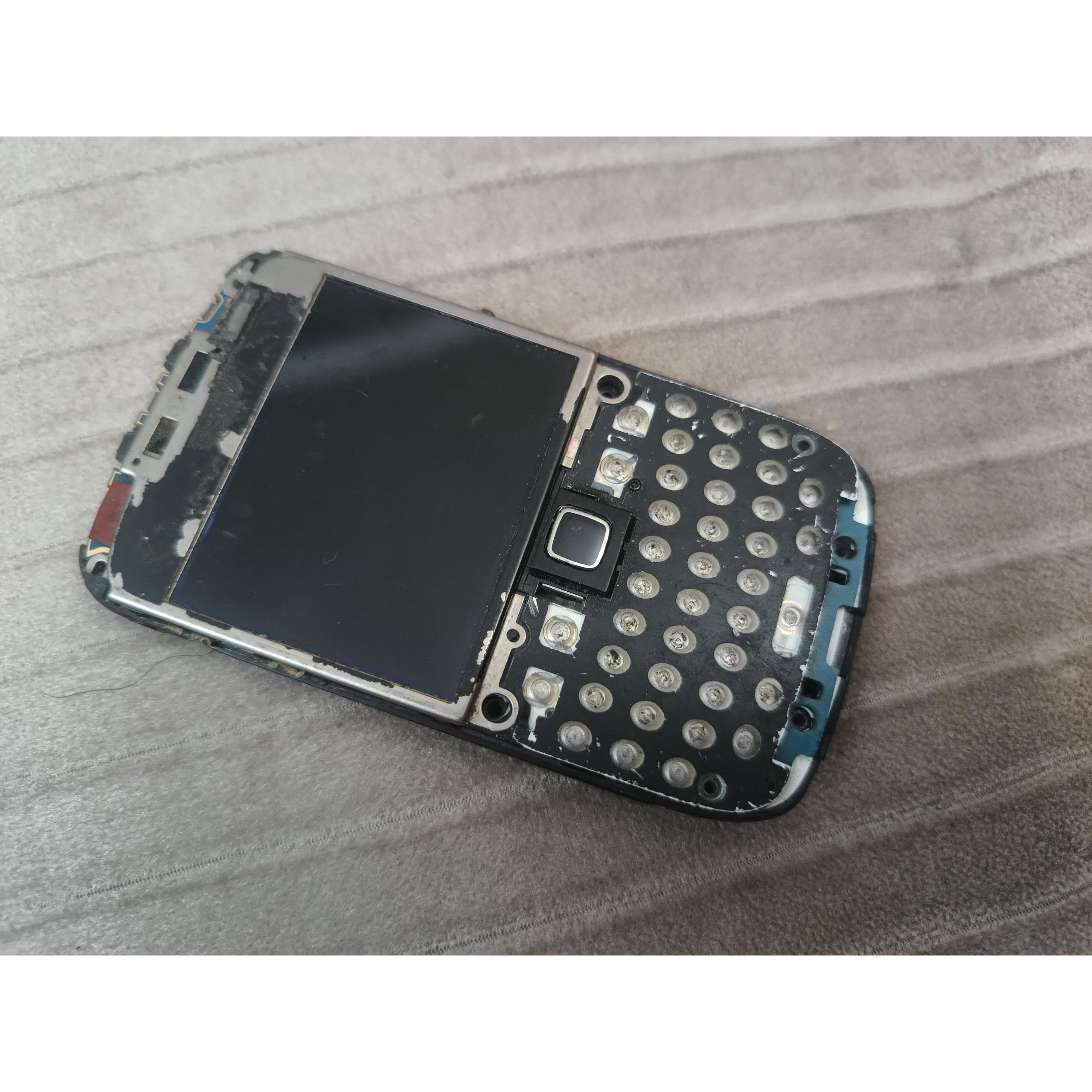 موبایل لاکچری بلاک بری blackberry 8520