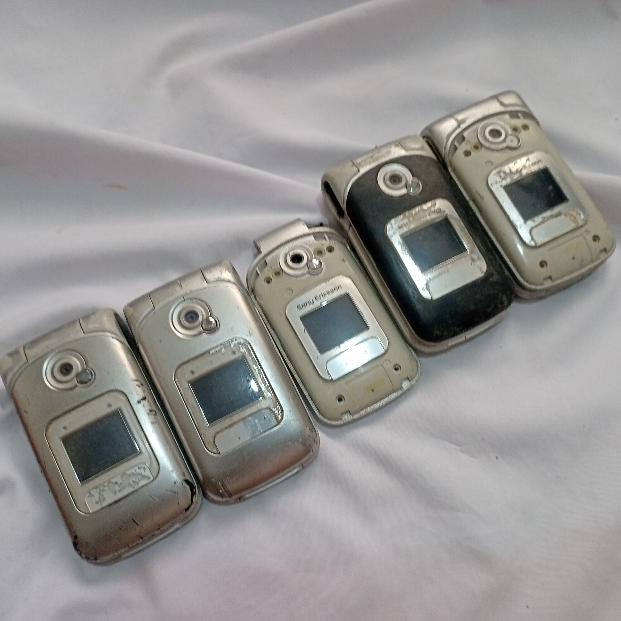 سونی اریکسون Sony Ericsson Z530