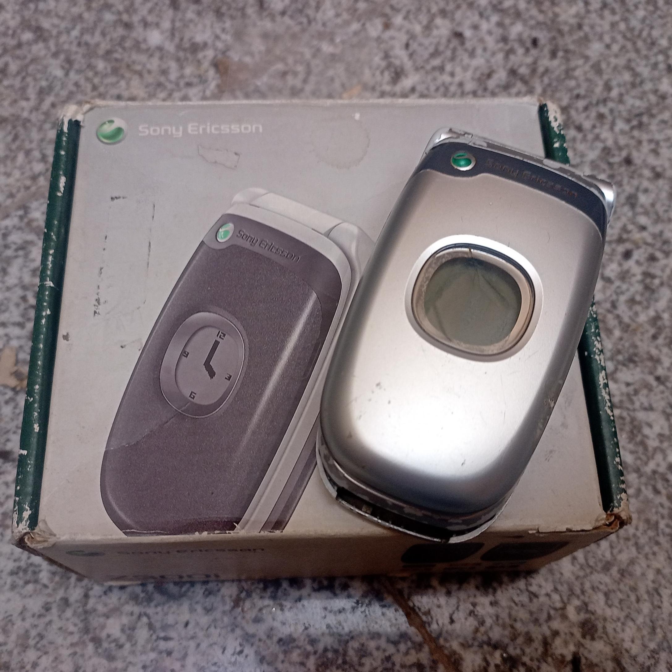 گوشی موبایل سونی اریکسون Sony Ericsson z300